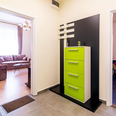 Jevrejska - Central Apartment With Free Parking Novi Sad Exteriér fotografie