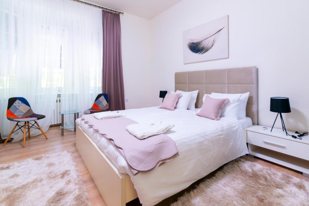 Jevrejska - Central Apartment With Free Parking Novi Sad Exteriér fotografie
